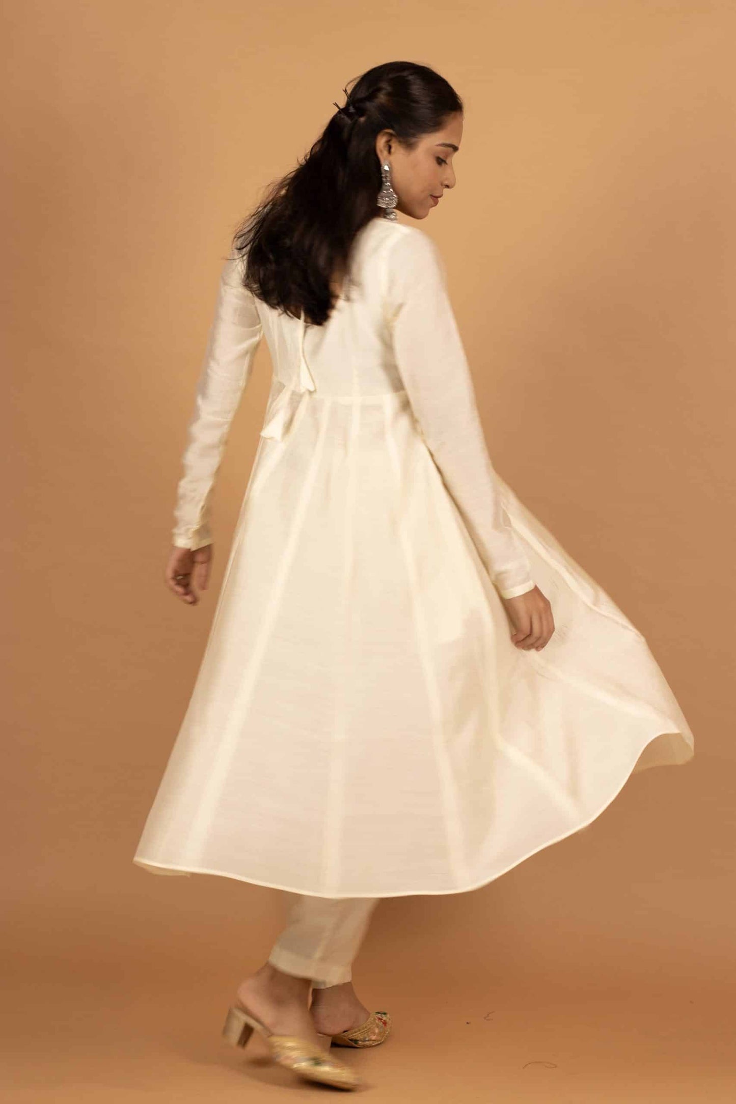 Ivory Chanderi 16 Panel Anarkali set