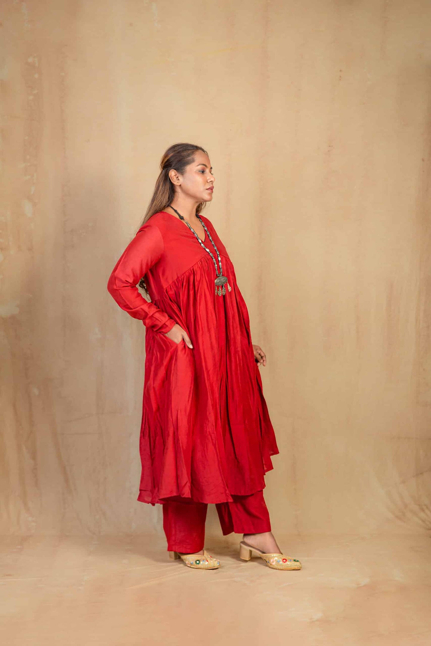 Red Chanderi V neck Gathered kurta Set