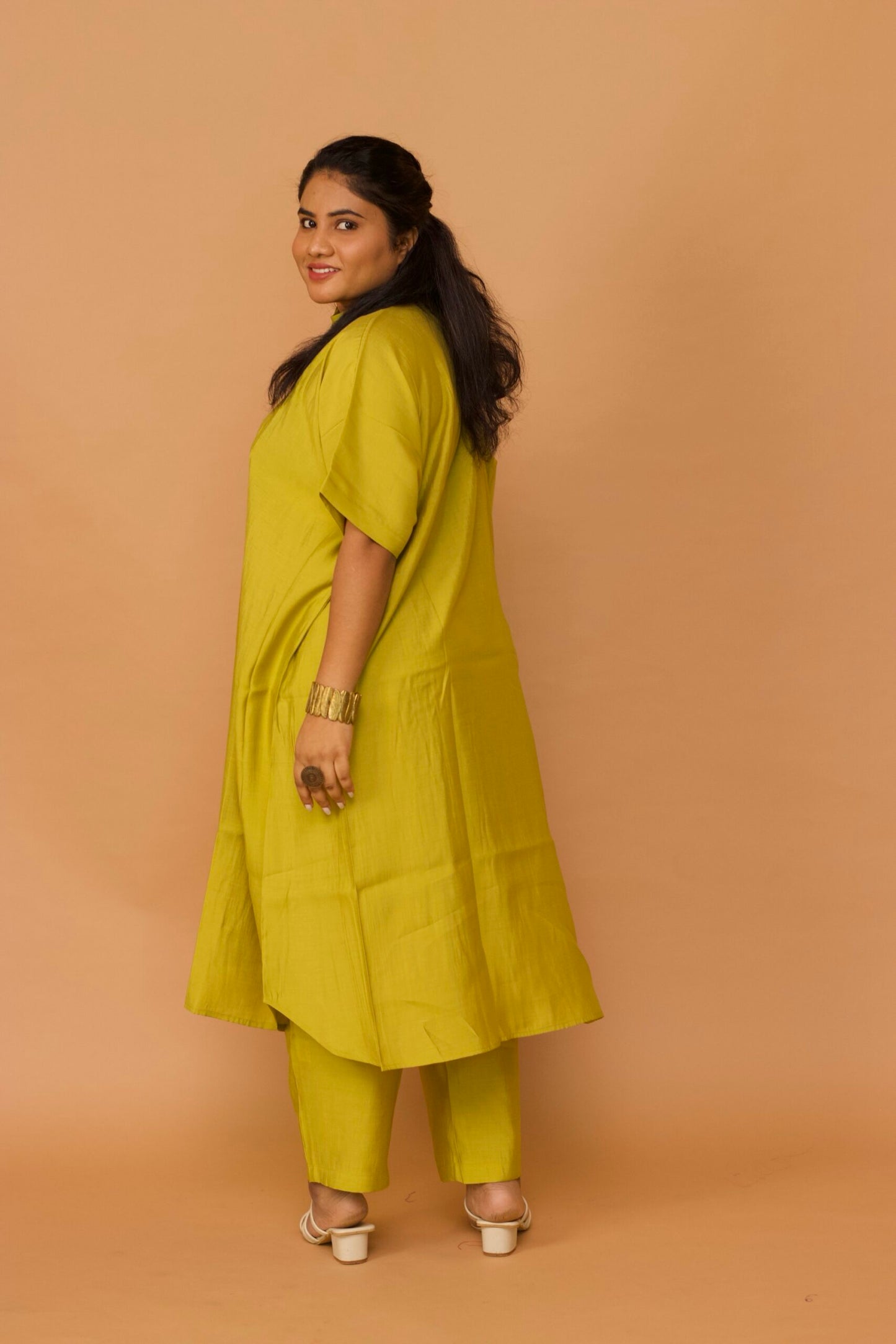 Lime Gold Chanderi Kaftan Pleated Kurta set