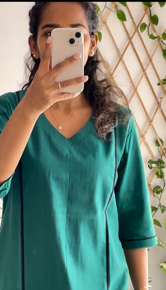 Green Aakar Kurta Set