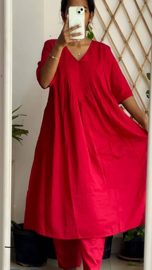 Red V-Neck Mul Pleated Kurta Set