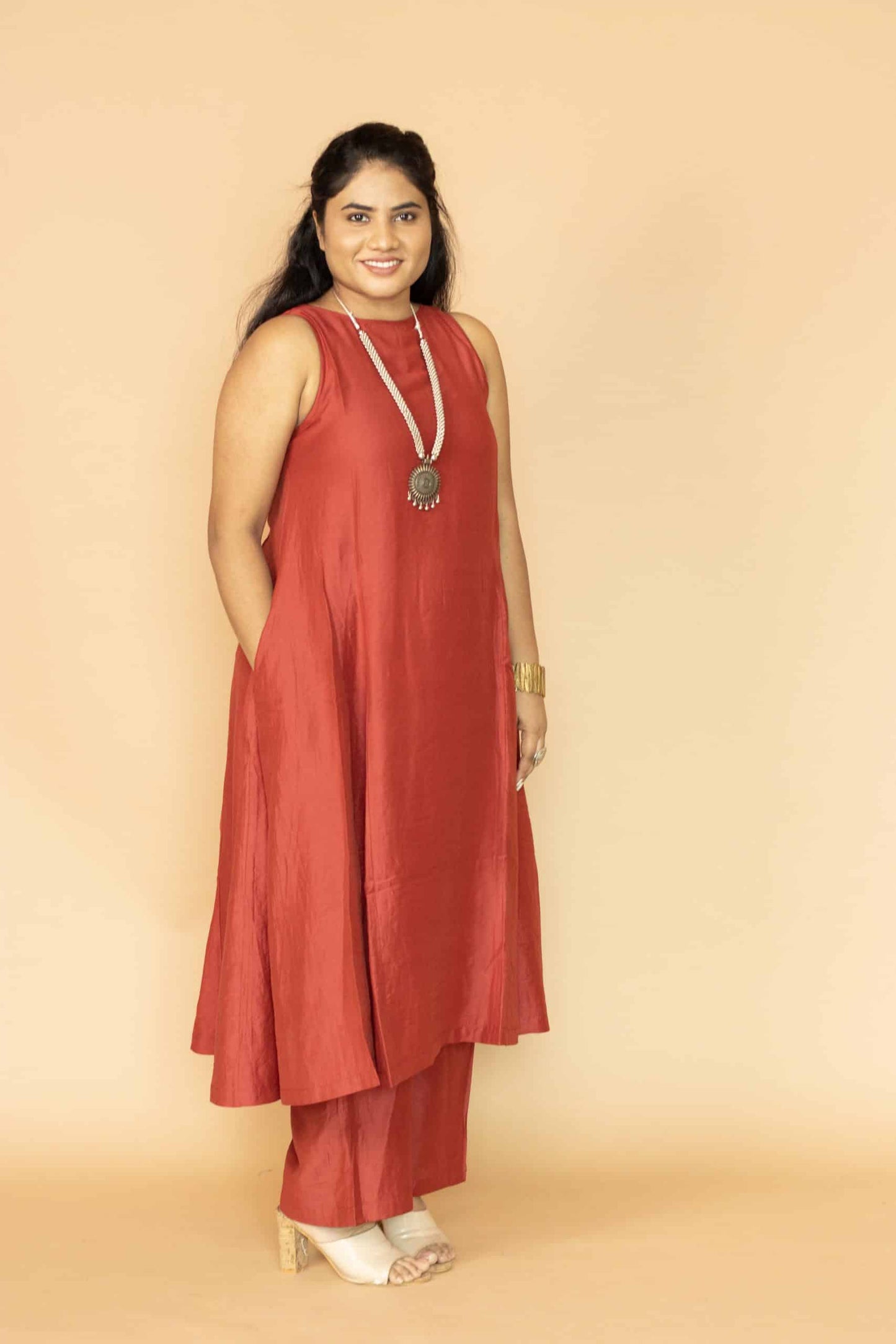 Deep Red Chanderi sleeveless Kali kurta set