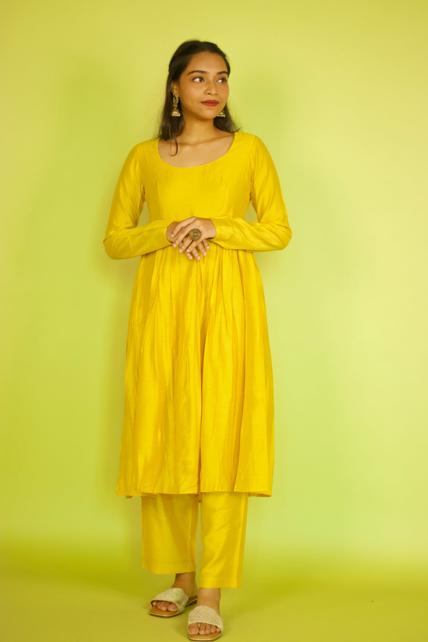 Gold Chanderi Round Neck Gathered Kurti Set