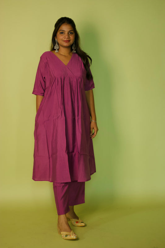 Mauve Chanderi Twisted Neck kurta set