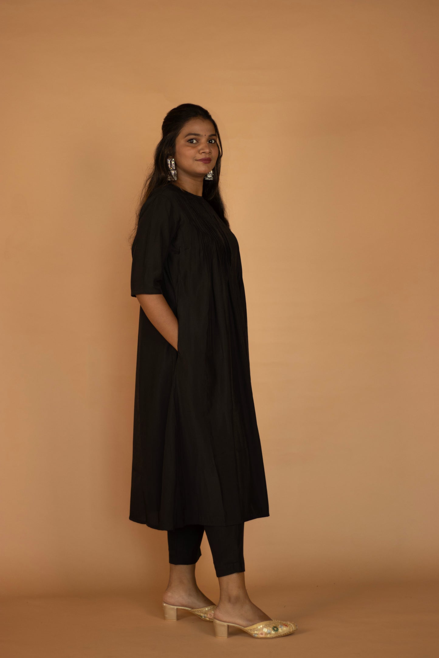 Black Chanderi Pleated kurta Set