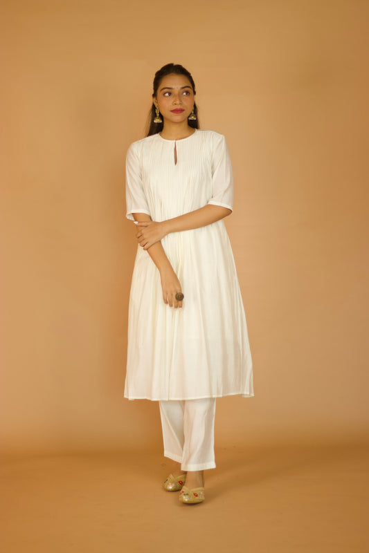 Ivory Chanderi Pleated kurta Set