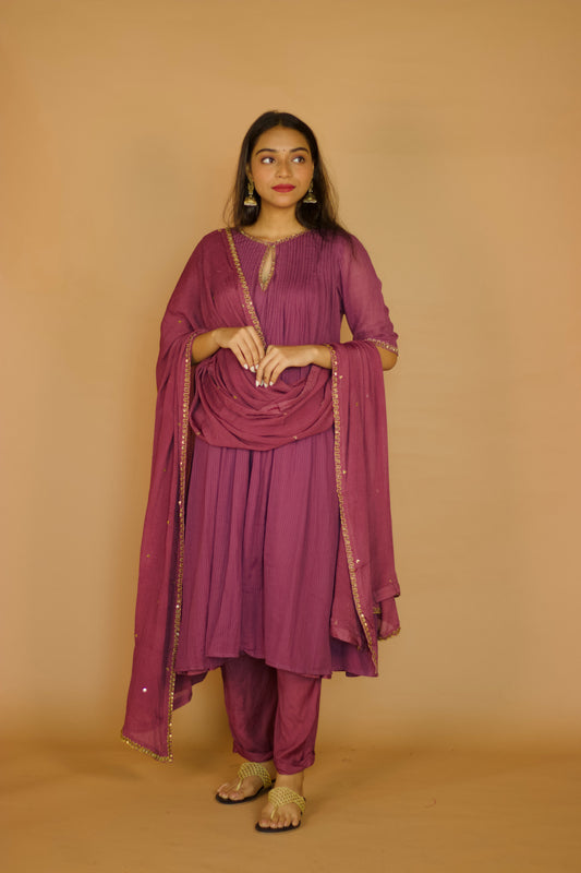 Zardosi Shobhana Kurta-dupatta Set: Mauve