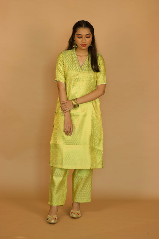 Pista Jacquard Bahaar Kurta set