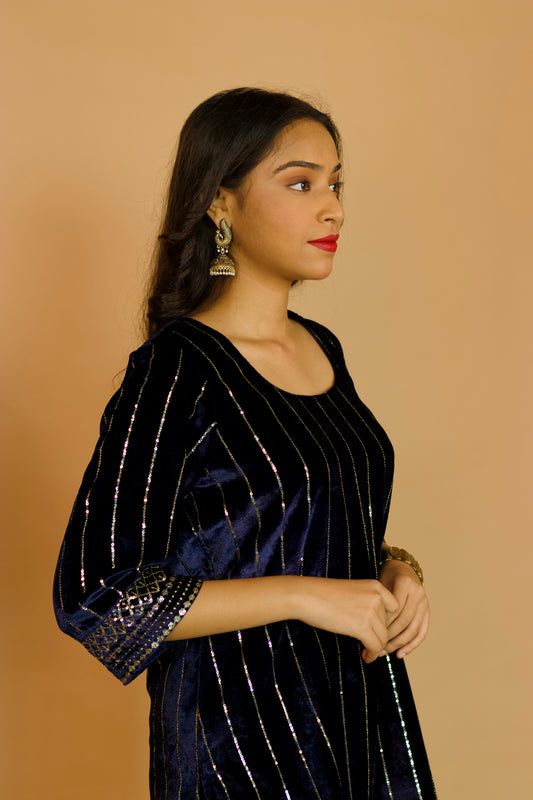 Blue Zardosi embroidery velvet Kurta Set