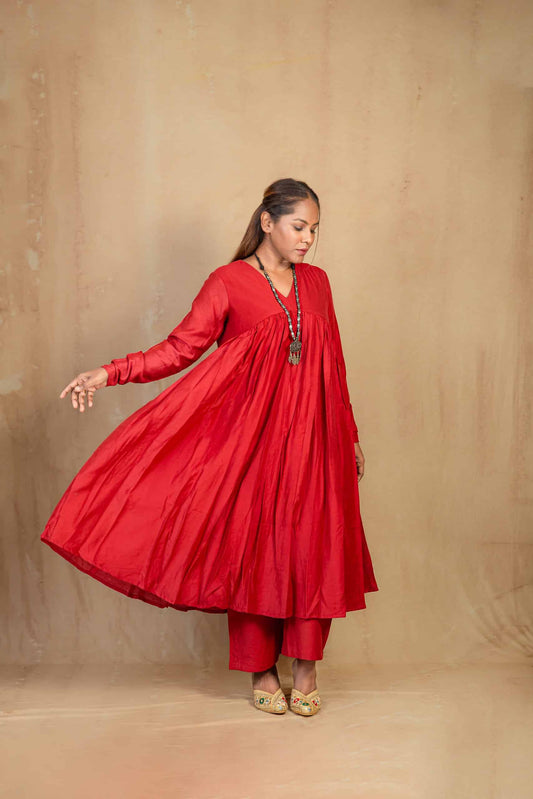 Red Chanderi V neck Gathered kurta Set