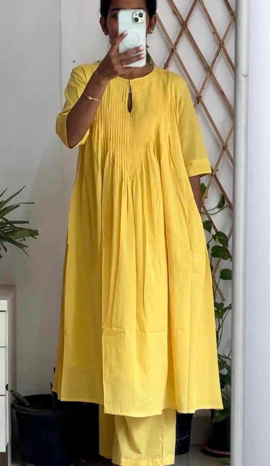 Pastel yellow Mul Pleated kurta Set